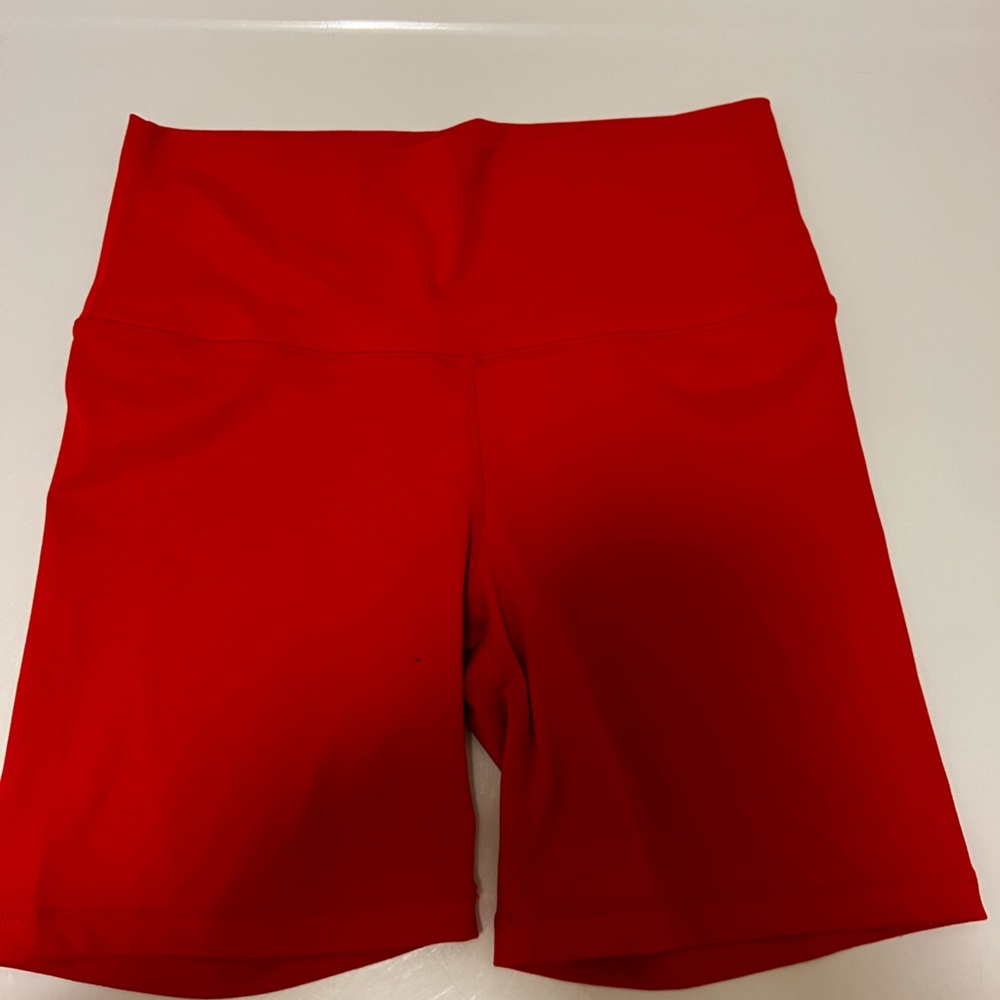 SET ACTIVE CHERRY RED BIKER SHORTS